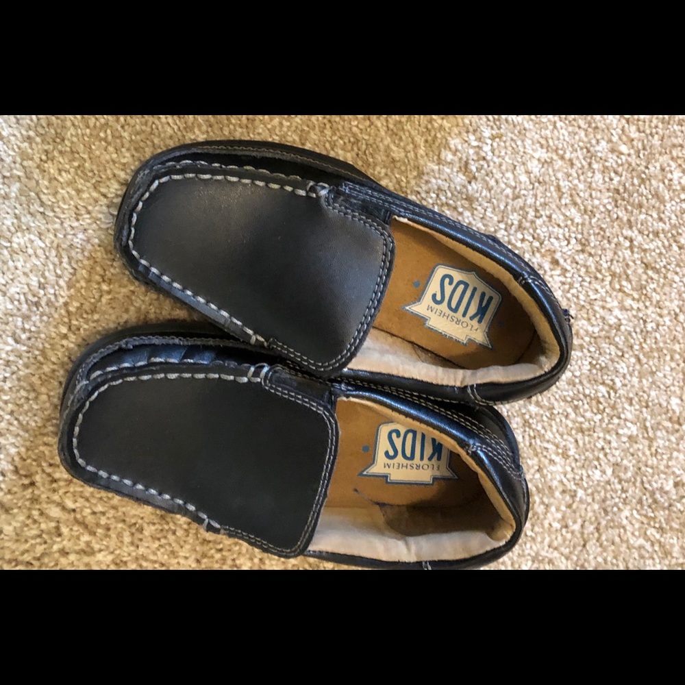 Boys loafers